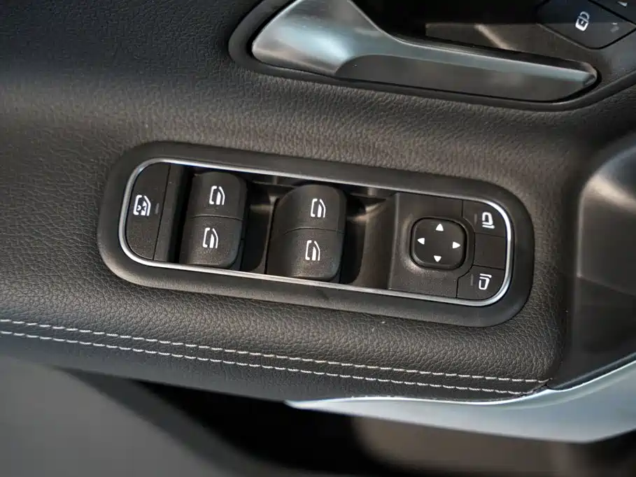 Mercedes-Benz A-Class (Import) — миниатюра 21