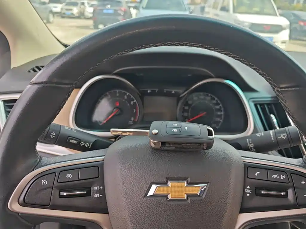 Chevrolet Monza — миниатюра 9