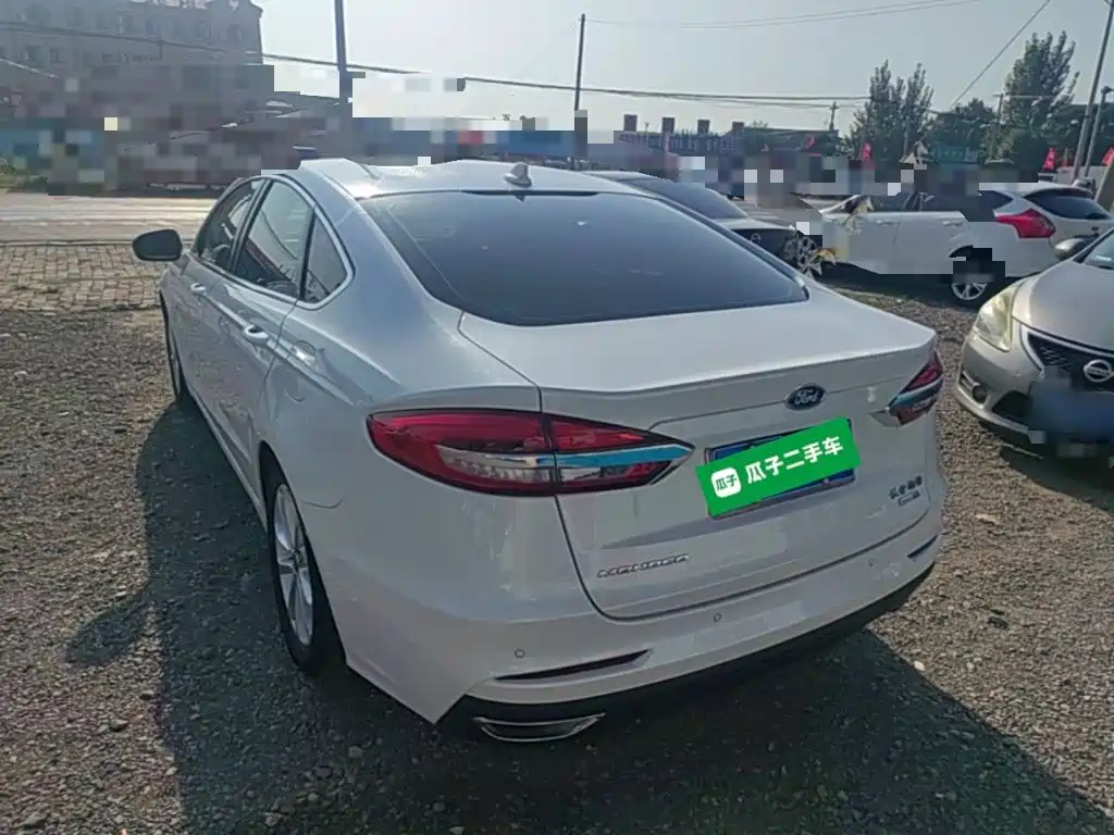 Ford Mondeo — миниатюра 5