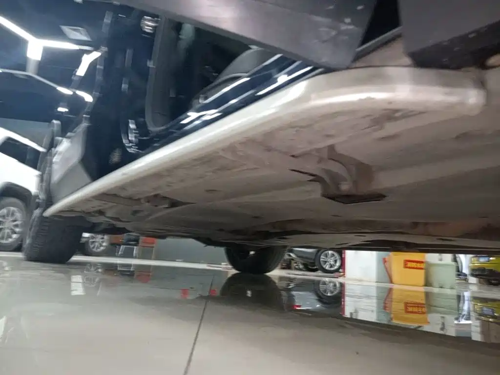 Volkswagen Tiguan L — миниатюра 21