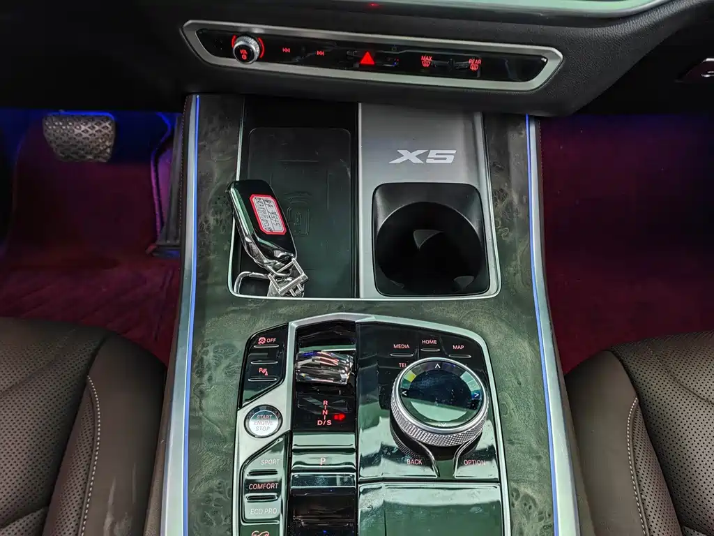 BMW X5 — миниатюра 8