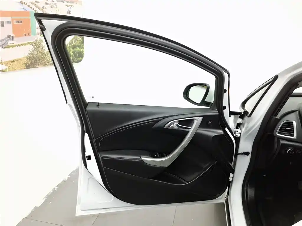 Buick Excelle 2014 XT 1.6L AT Fashion