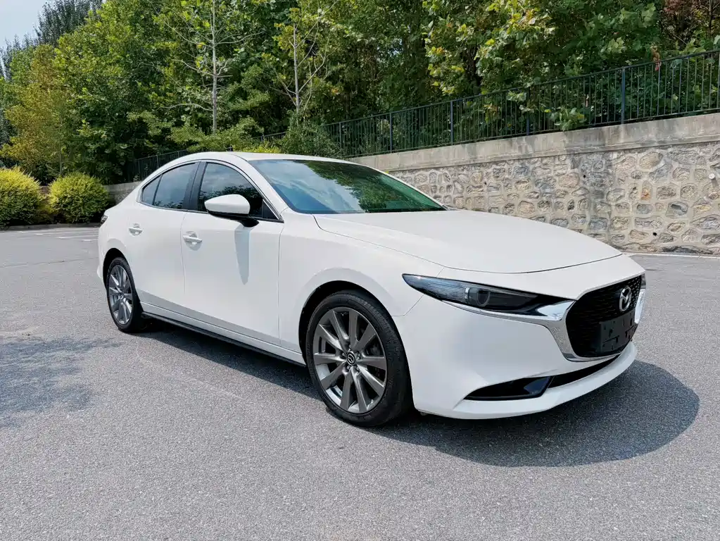 Mazda 3 Axela — миниатюра 3