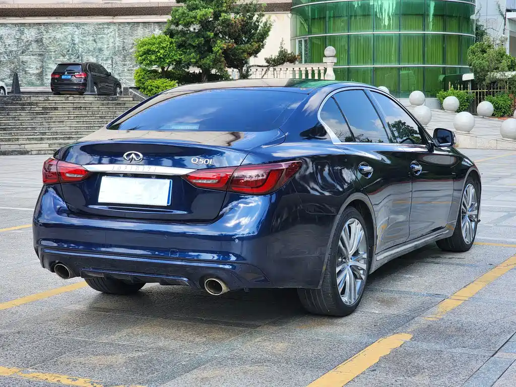 Infiniti Q50L — миниатюра 6