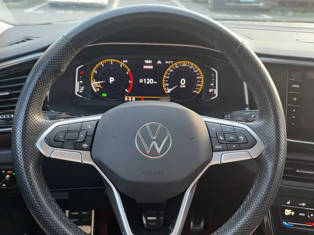 Volkswagen TayronX X 2020 330TSI Luxury Smart Connect
