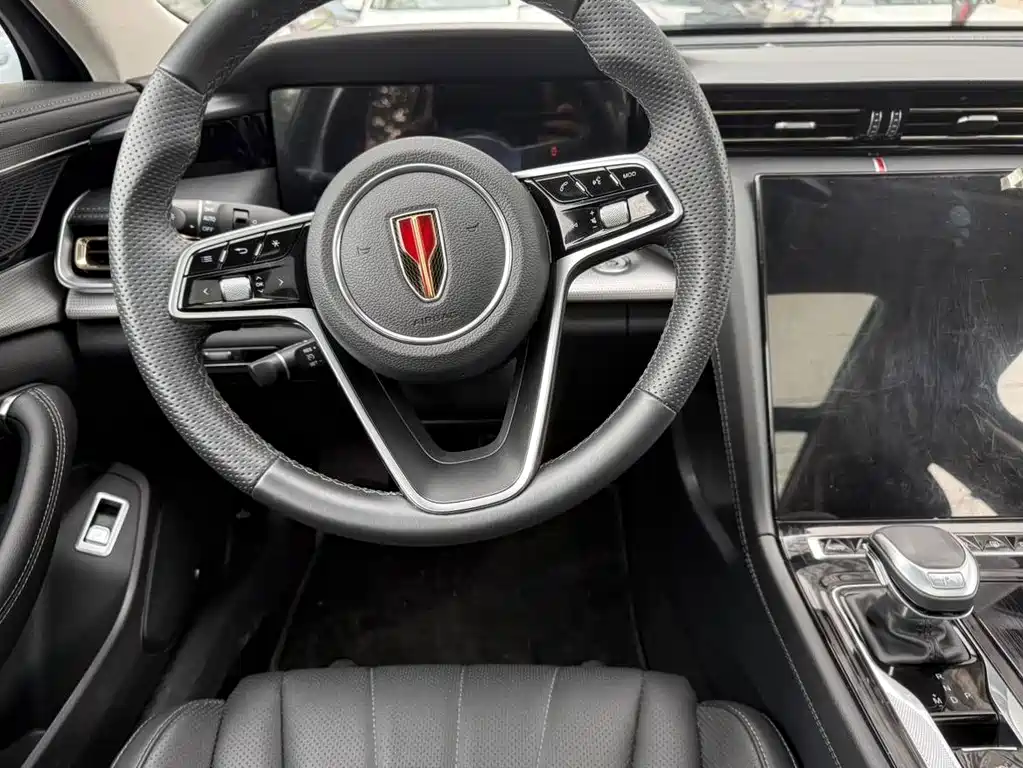 Hongqi Hongqi H5 — миниатюра 6