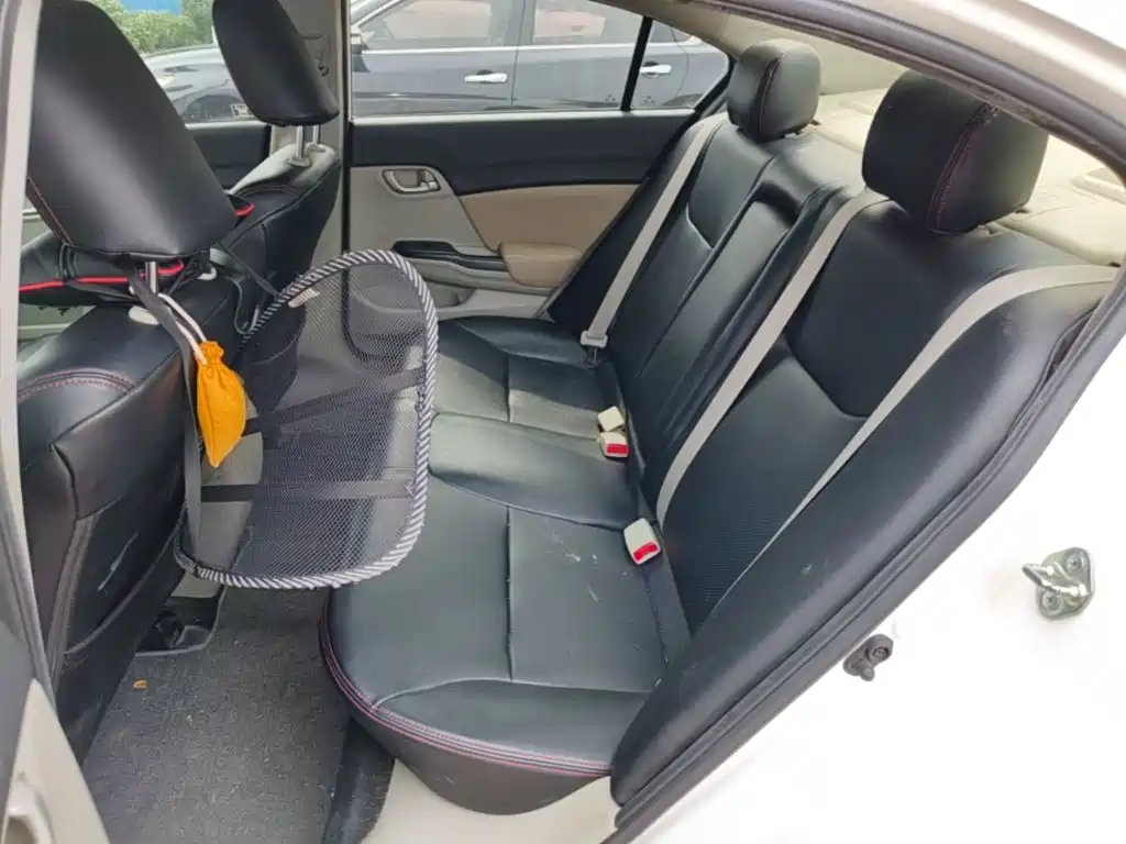 Honda Civic — миниатюра 17