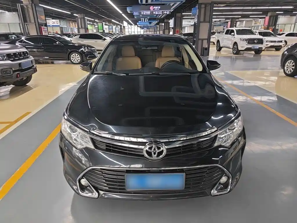 Toyota Camry 2016 2.0E Elite