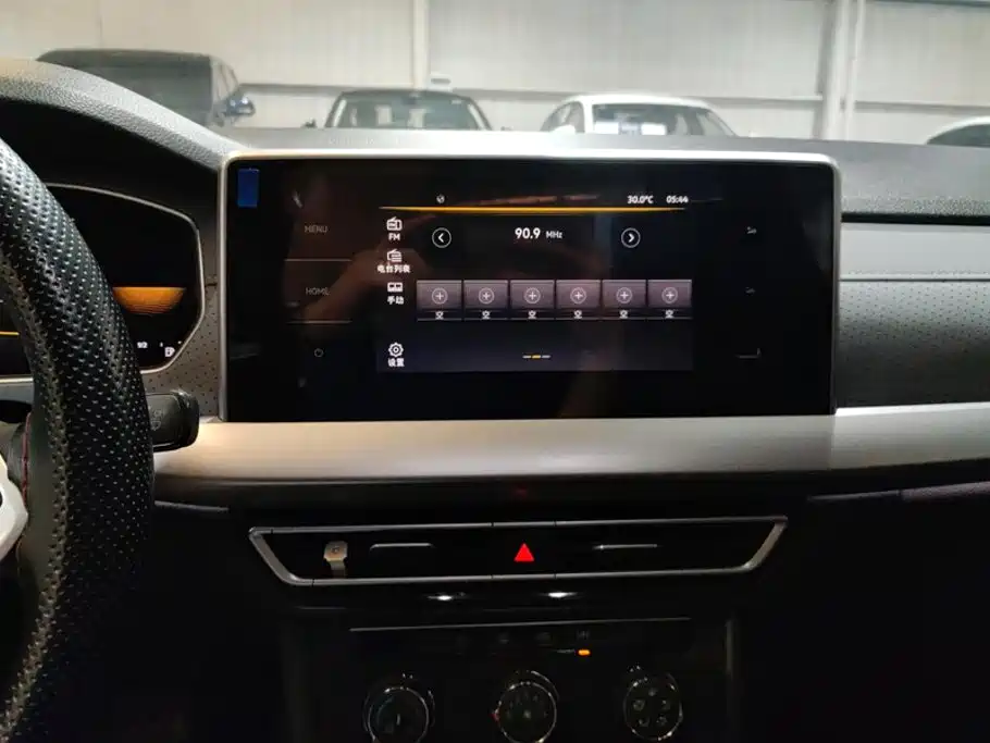 Volkswagen Lavida — миниатюра 13