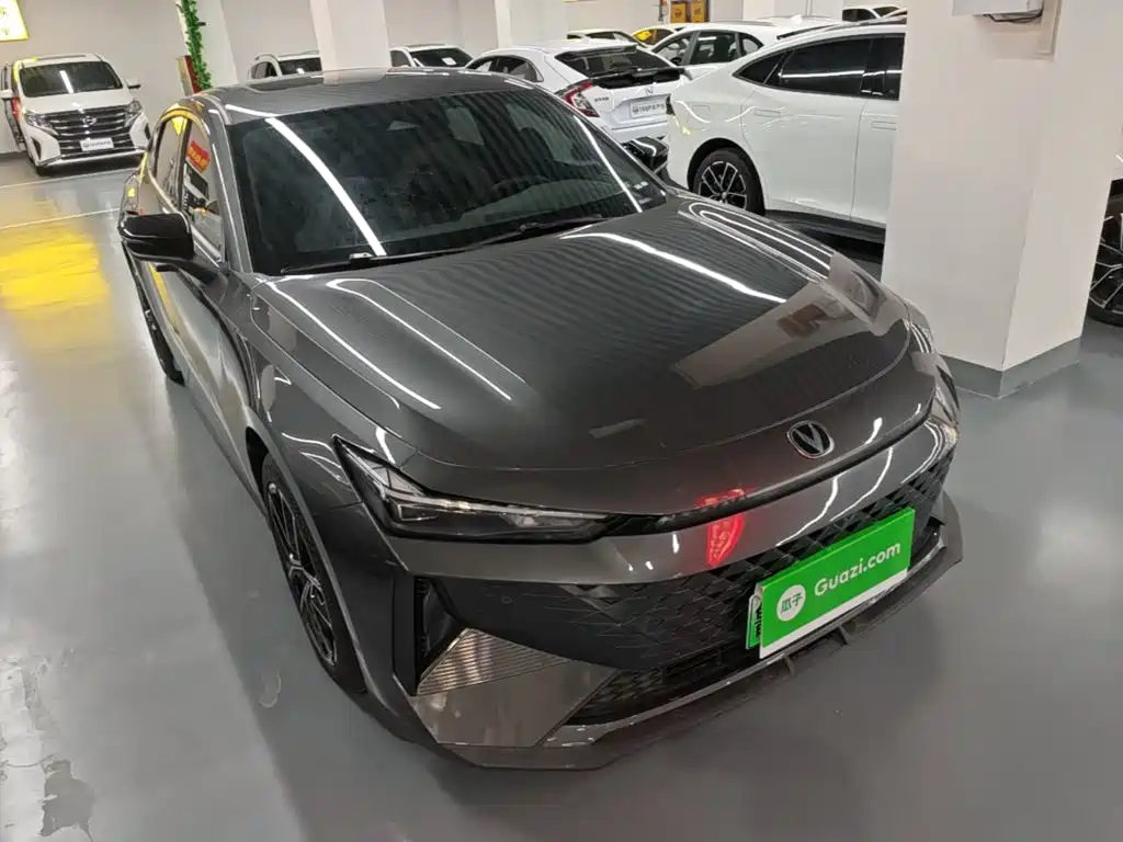 Changan UNI-V iDD — миниатюра 4