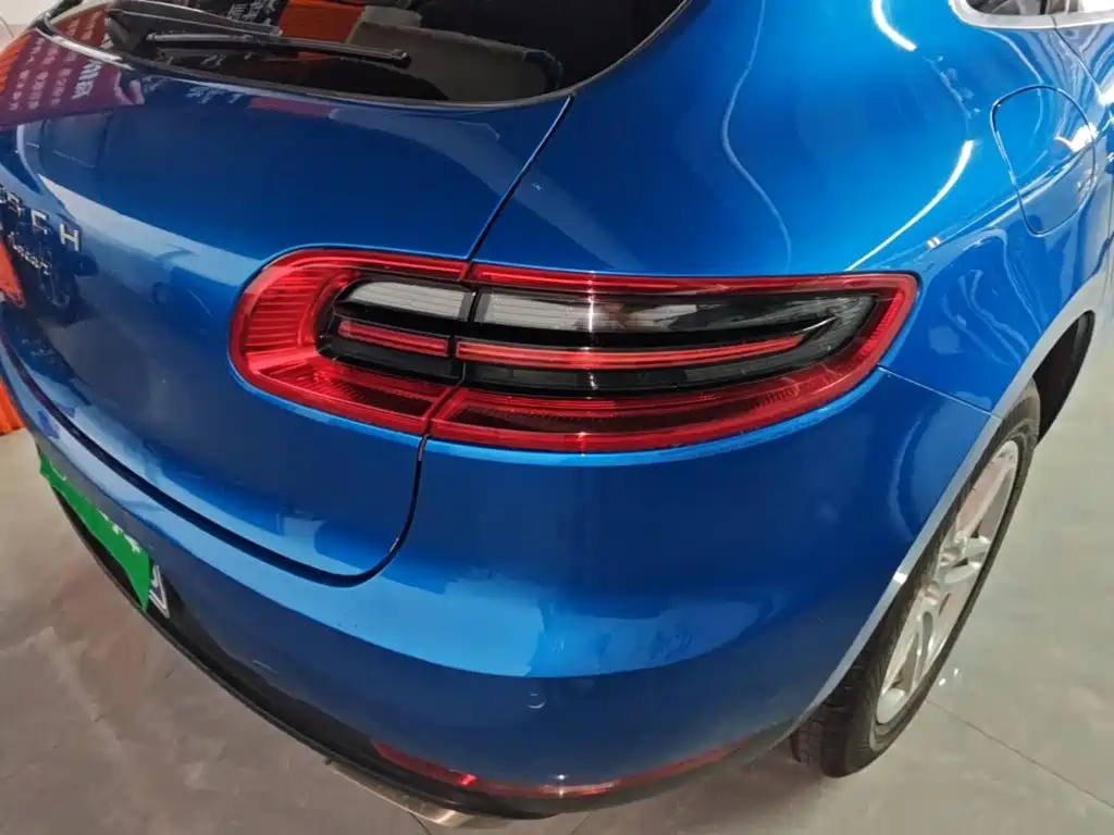 Porsche Macan — миниатюра 8