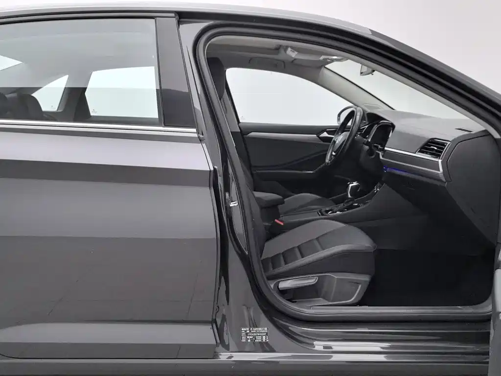 Volkswagen Sagitar — миниатюра 23