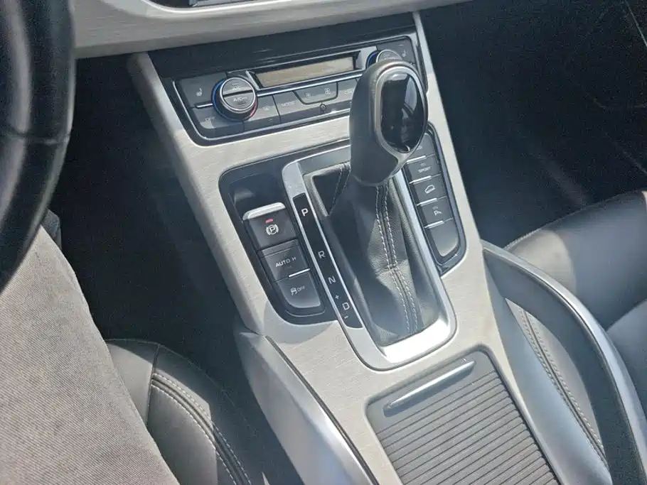 Geely Boyue — миниатюра 16