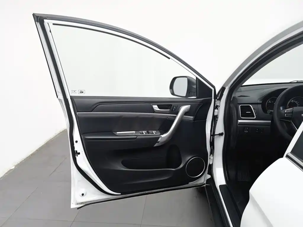 Haval M6 — миниатюра 8