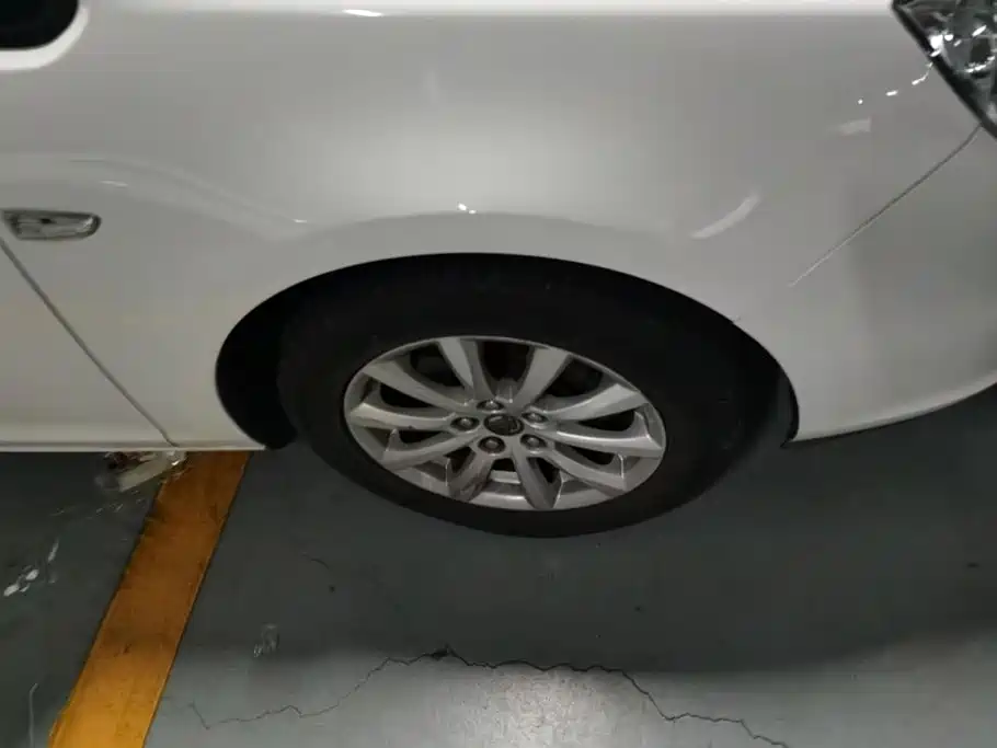 Buick Excelle — миниатюра 6