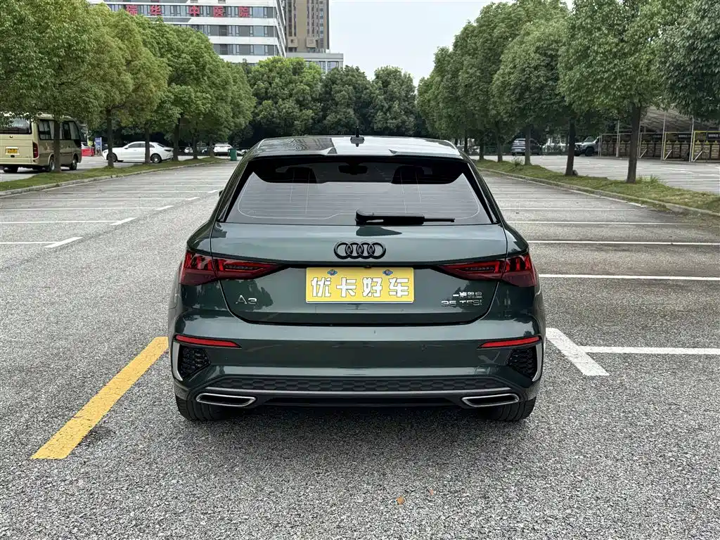 Audi A3 2021 Sportback 35 TFSI Fashion Sport