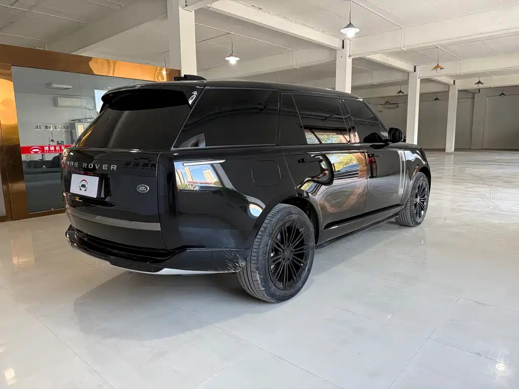 Land Rover Range Rover — миниатюра 6