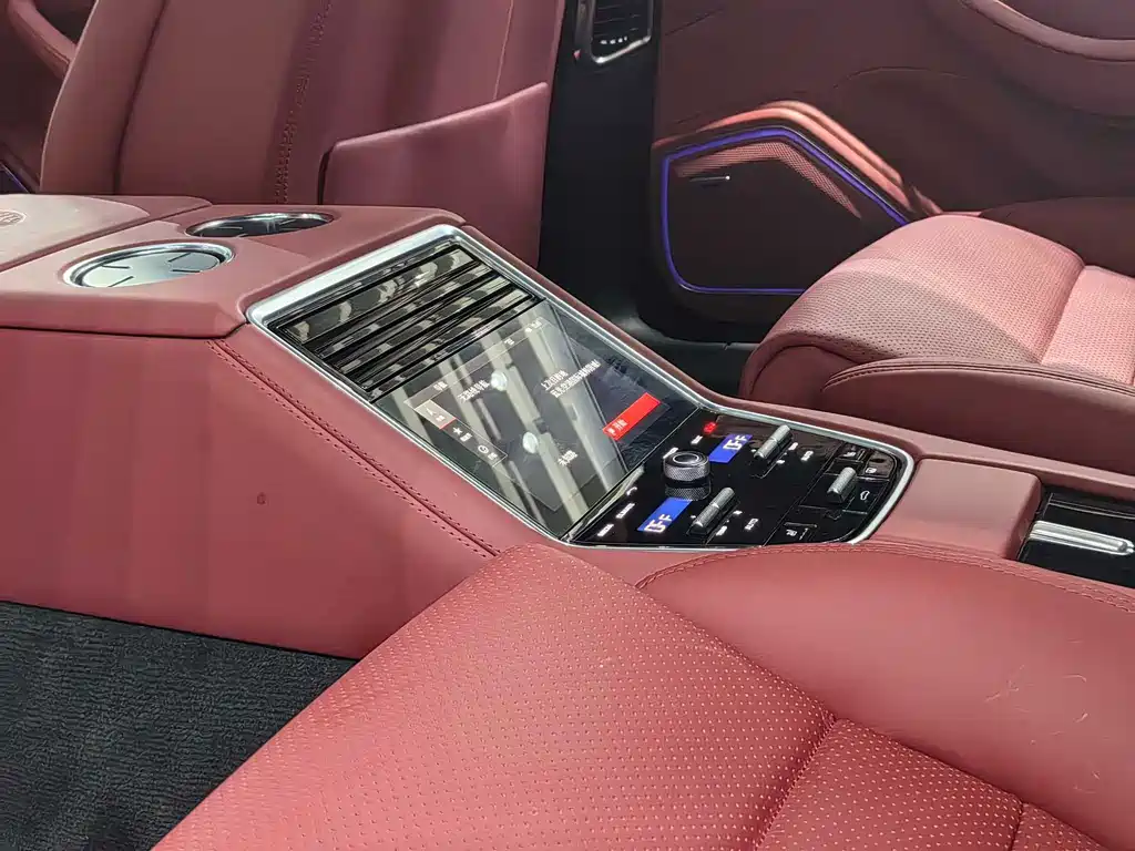 Porsche Panamera — миниатюра 14