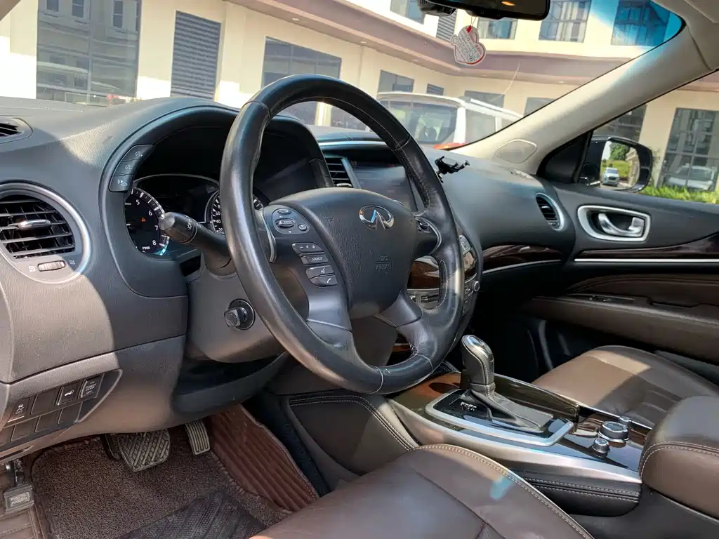 Infiniti QX60 (Import) — миниатюра 18