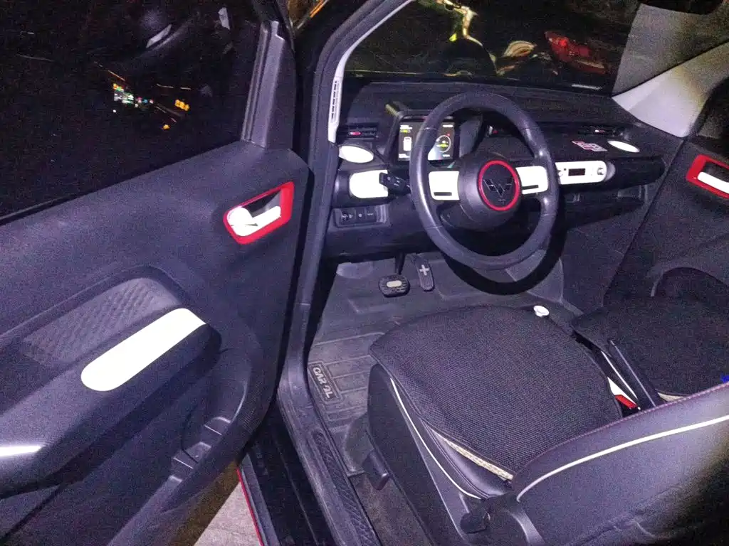 Wuling MINIEV — миниатюра 12
