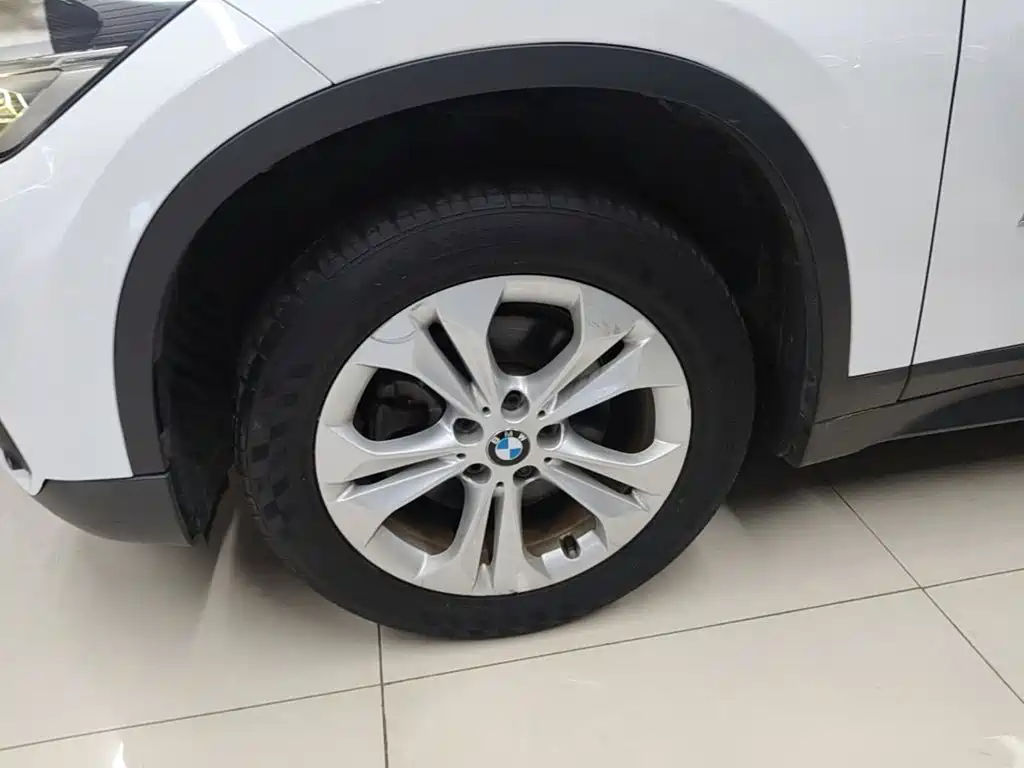 BMW X1 — миниатюра 23