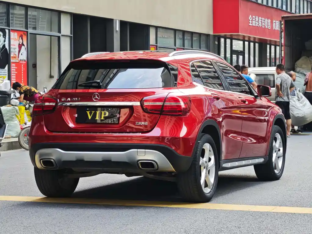Mercedes-Benz GLA — миниатюра 9