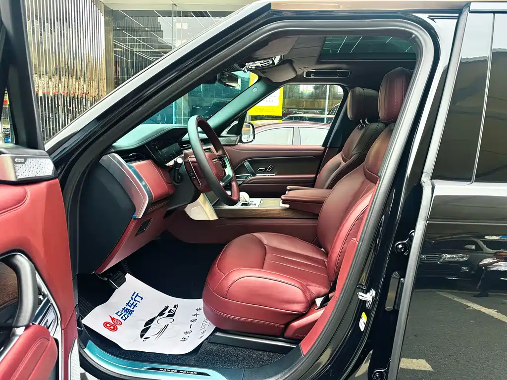 Land Rover Range Rover — миниатюра 5