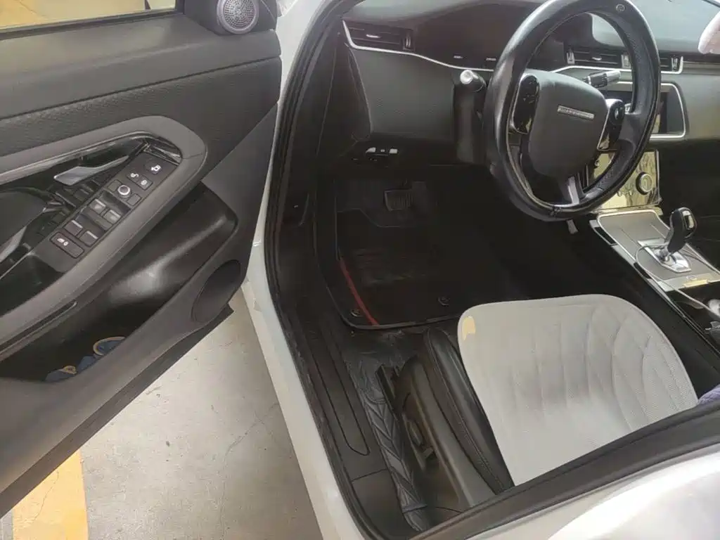 Land Rover Evoque — миниатюра 16