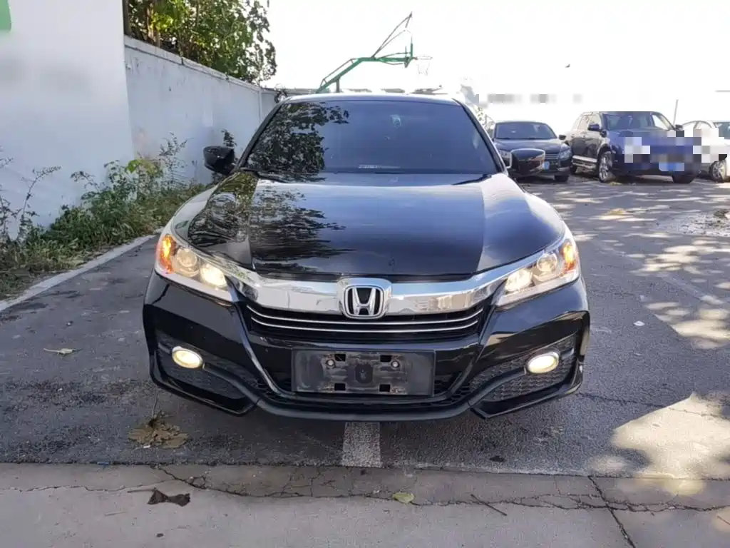 Honda Accord — миниатюра 3