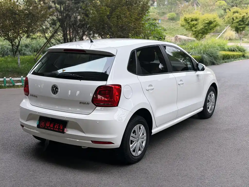 Volkswagen Polo — миниатюра 5