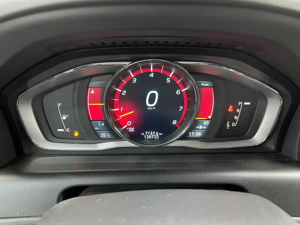 Volvo XC60 (Import) — миниатюра 13