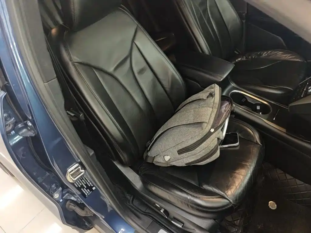 Lincoln MKC — миниатюра 25