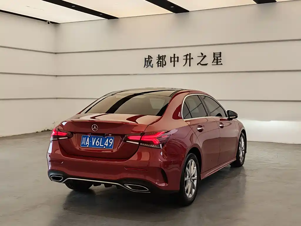 Mercedes-Benz A-Class — миниатюра 6