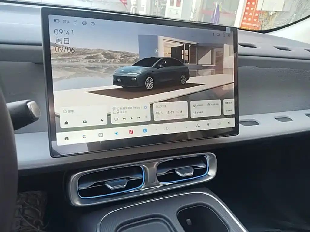 Leapmotor Leapmotor B01 — миниатюра 13