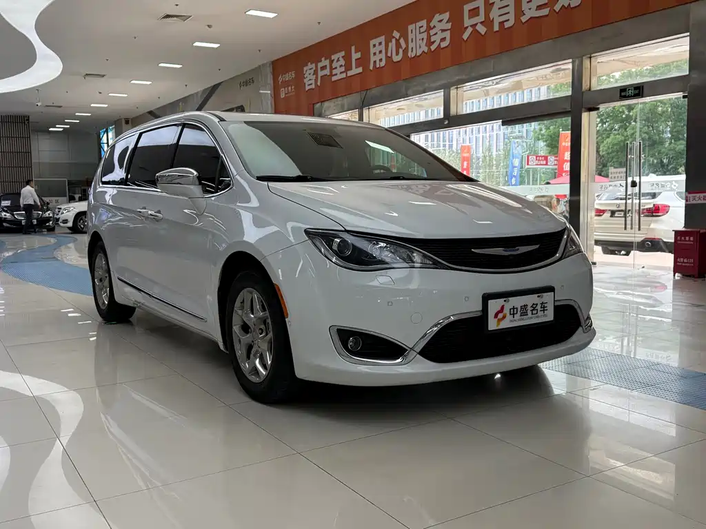 Chrysler Grand Voyager 2017 3.6L Premium