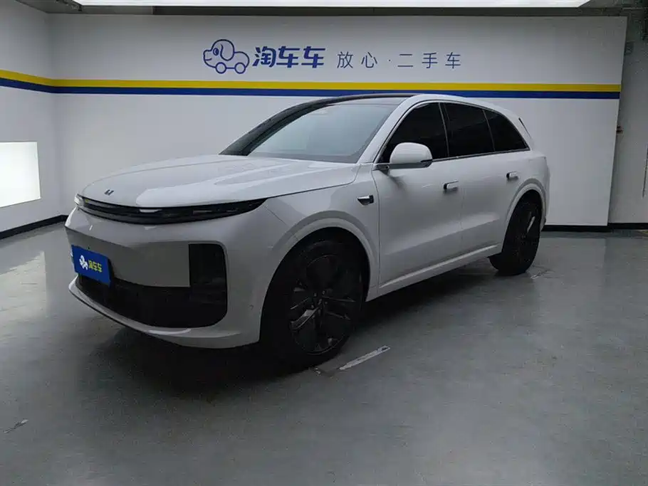 Li Auto L6