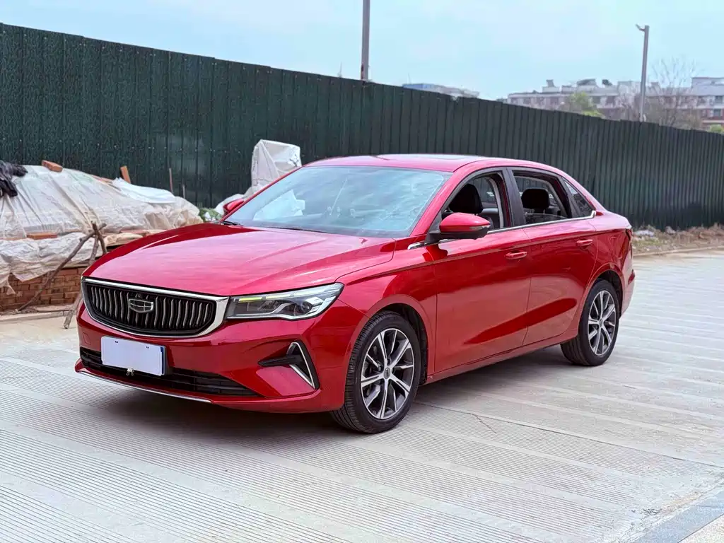 Geely Emgrand 2021