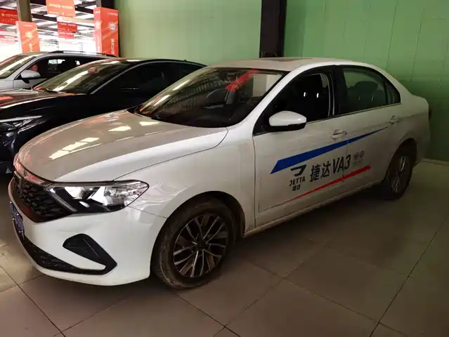 JETTA VA3 2023