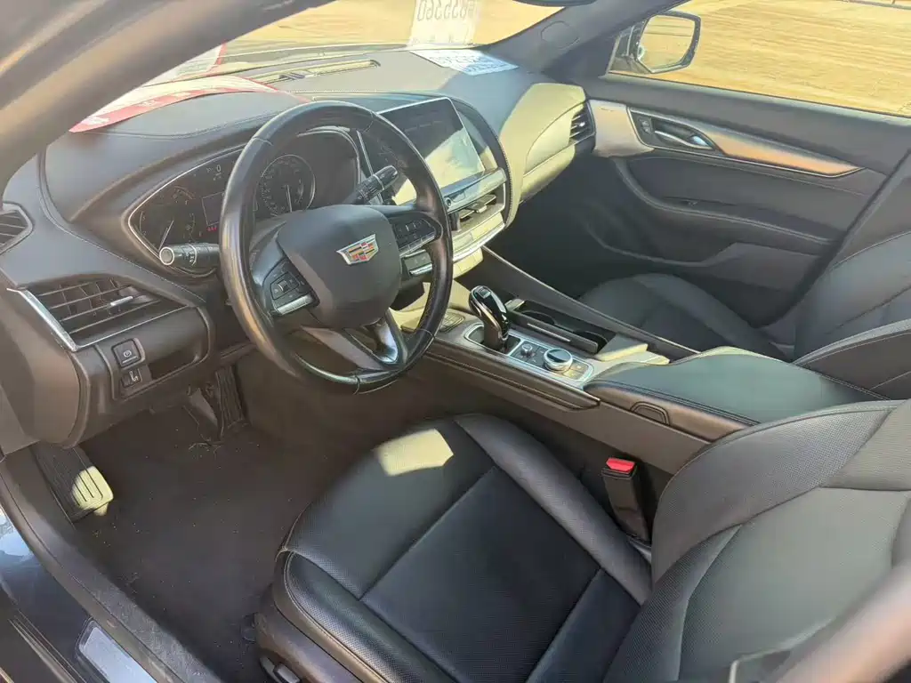 Cadillac CT5 — миниатюра 4