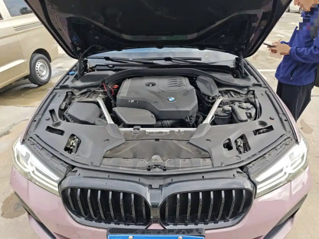 BMW 5 Series — миниатюра 20