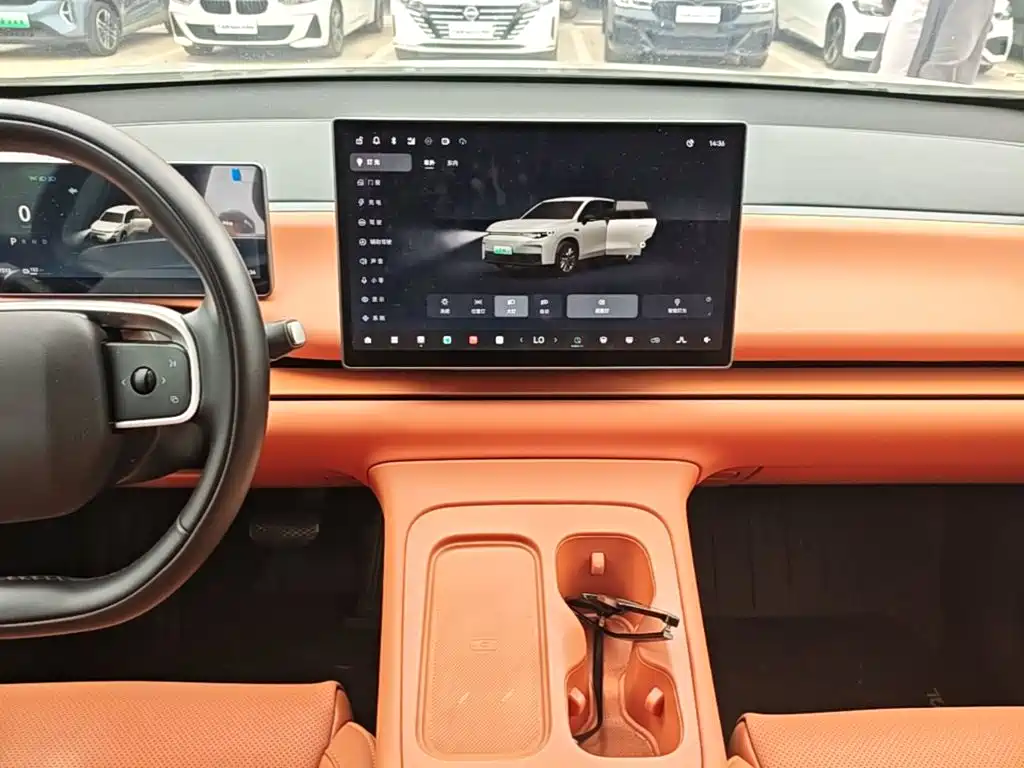 Leapmotor Leapmotor C10 — миниатюра 13