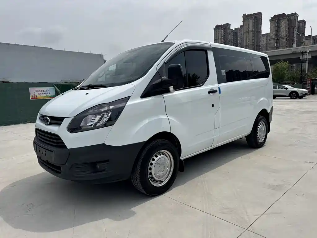Ford Transit - фото 2