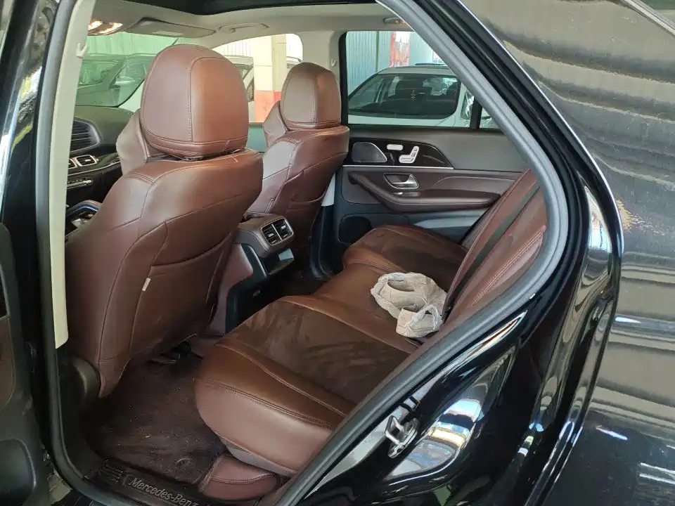 Mercedes-Benz GLE (Import) — миниатюра 6