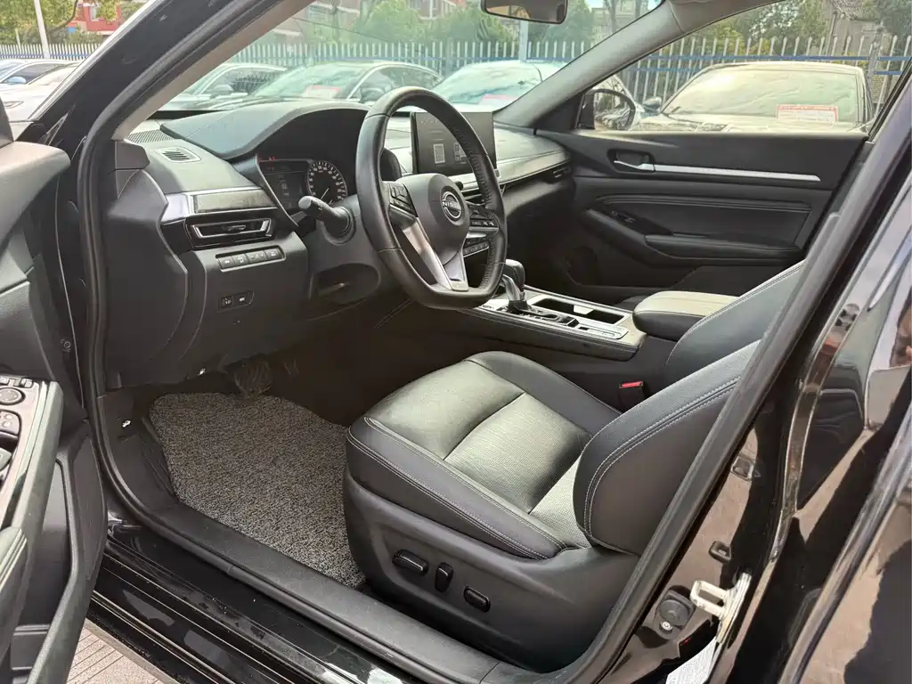 Nissan Teana — миниатюра 8