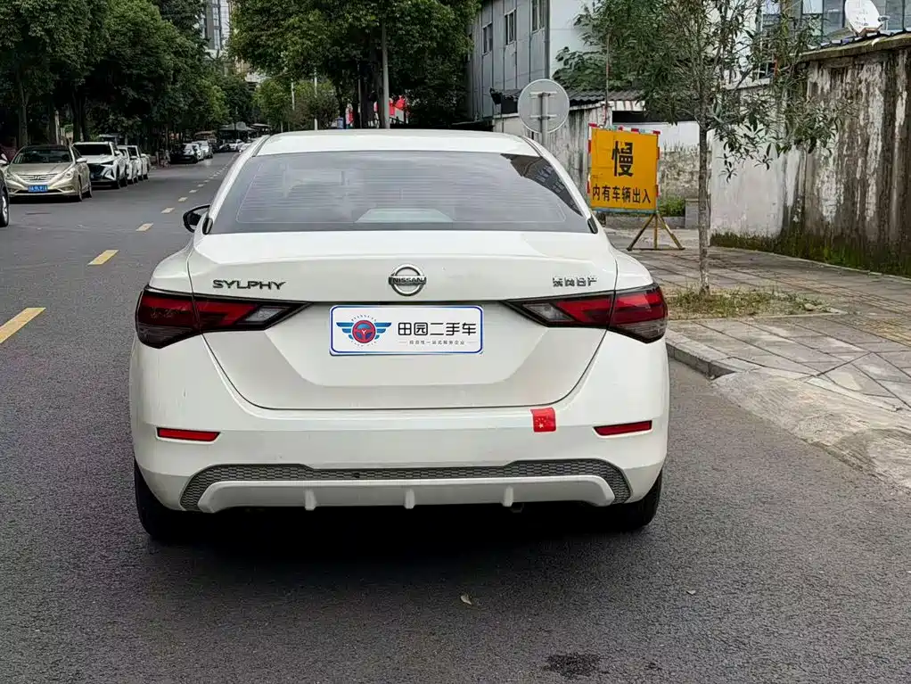 Nissan Sylphy — миниатюра 5