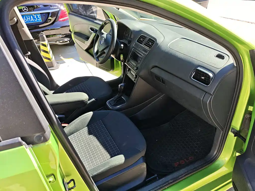 Volkswagen Polo — миниатюра 14