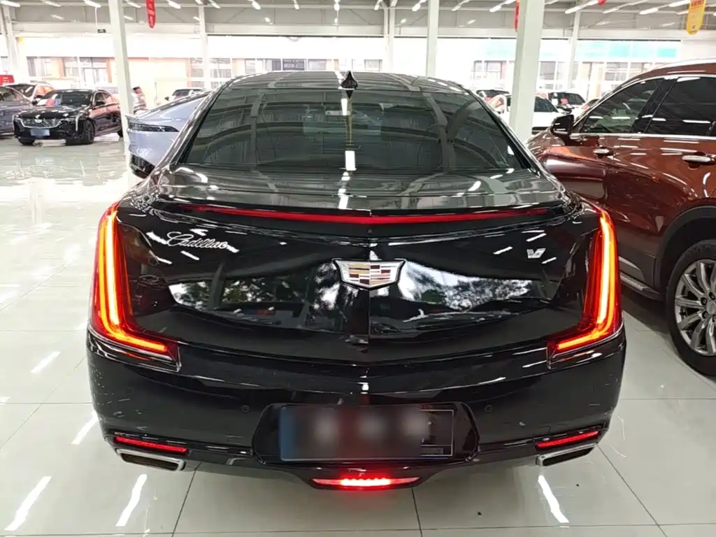 Cadillac XTS — миниатюра 6