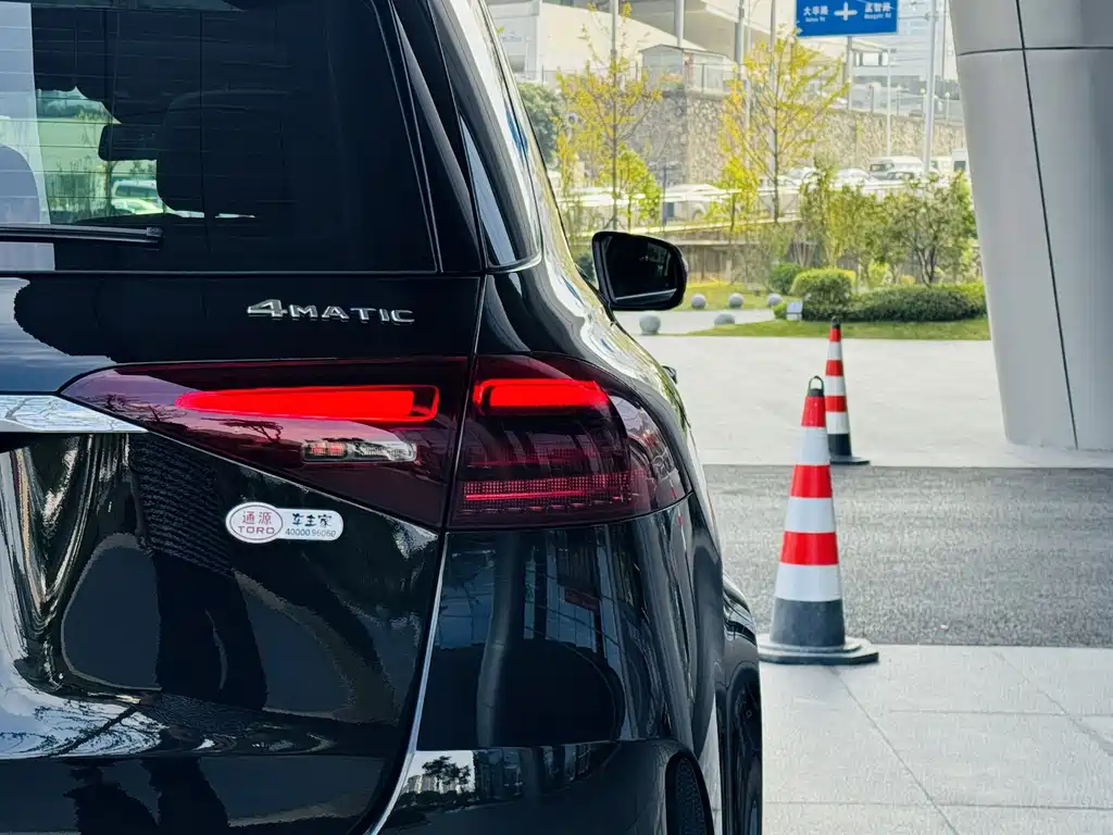 Mercedes-Benz GLE (Import) — миниатюра 7