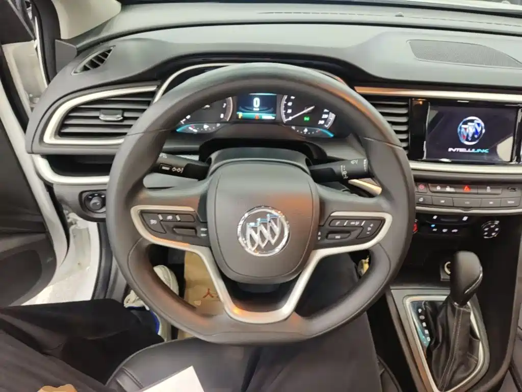 Buick Excelle — миниатюра 11