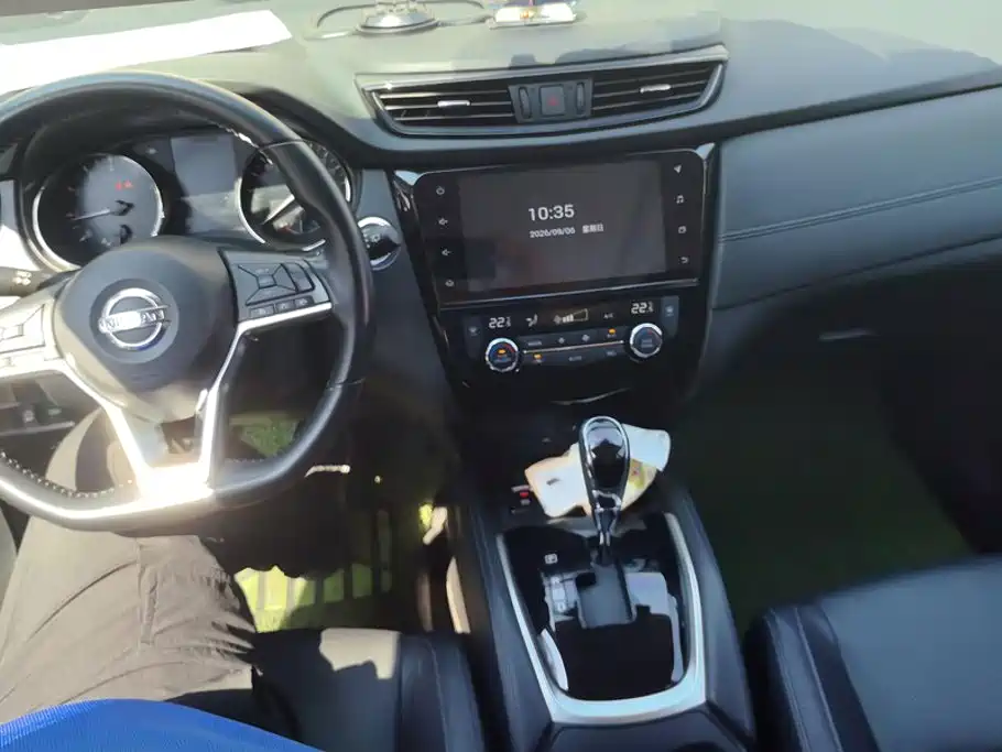 Nissan X-Trail — миниатюра 12